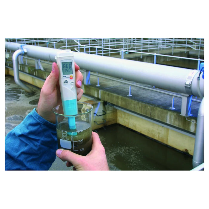 Testo 206-pH1 ile su numunesinde pH ve sıcaklık ölçümü