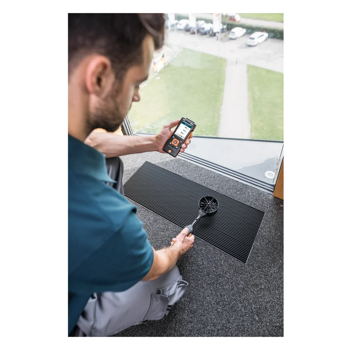 Testo 440 Bluetooth’lu 100 mm pervaneli anemometre seti ile menfez ölçümü